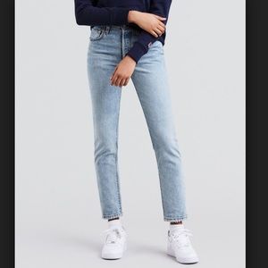 Levi high waisted 501 skinny jeans in light wash